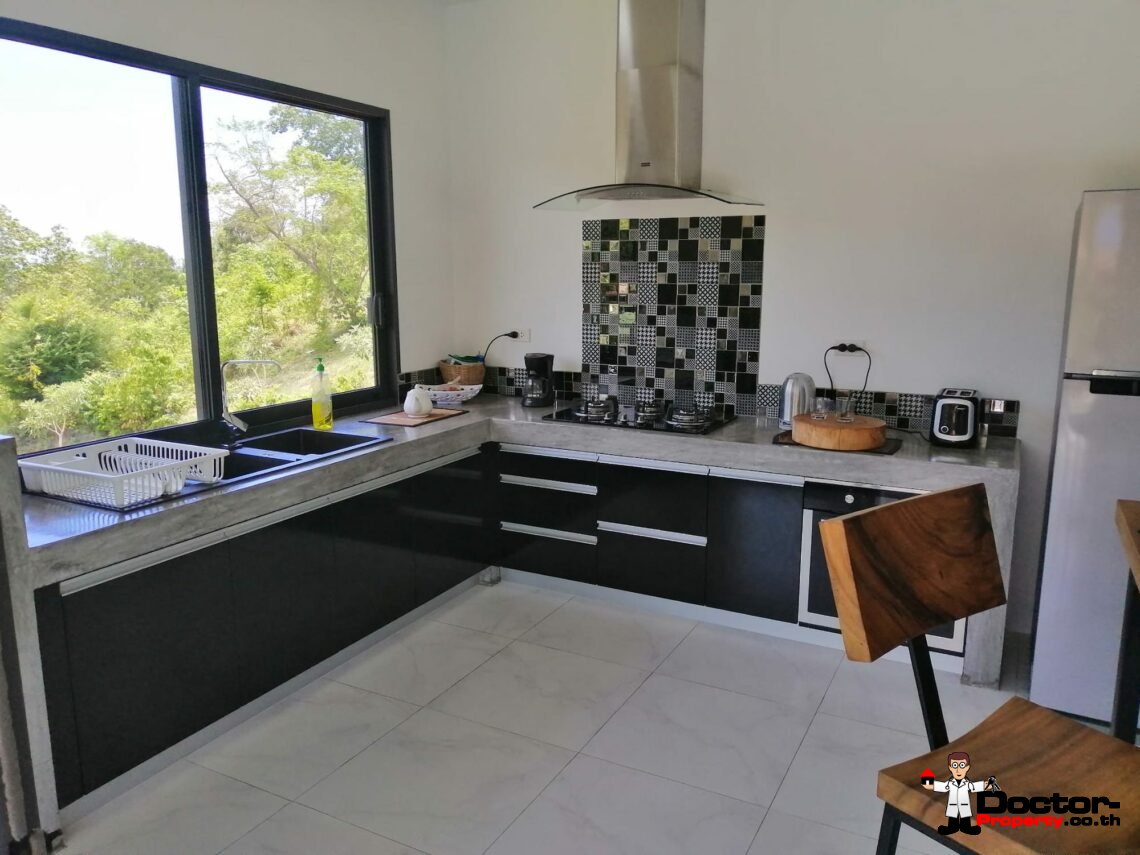 3 Bed Pool Villa with Partial Sea View – Bang Por, Koh Samui – For Sale